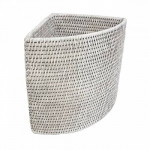 угловая плетеная корзина